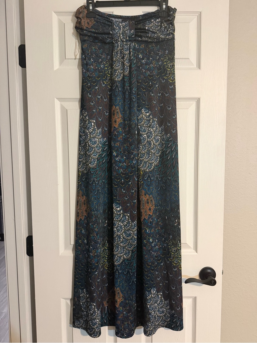 Hypnotik Paisley Strapless Maxi Dress